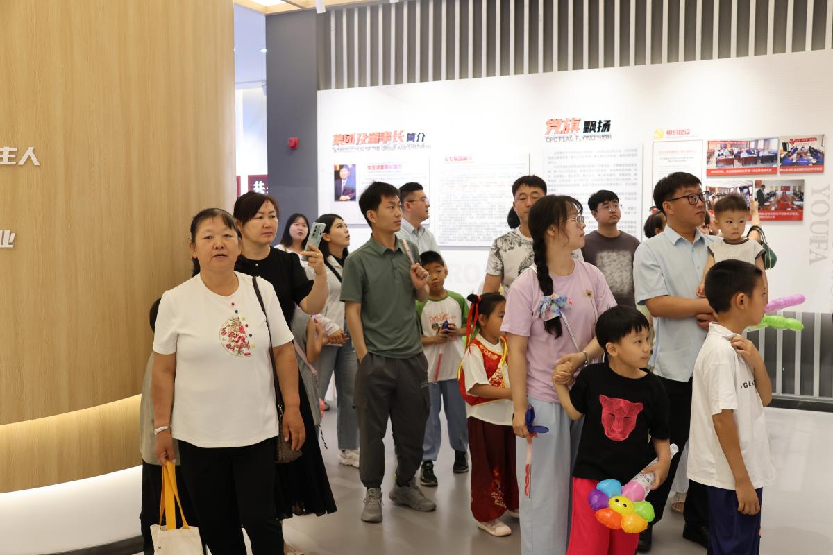 1749008132745967.jpg 9Q6A9735(1).jpg